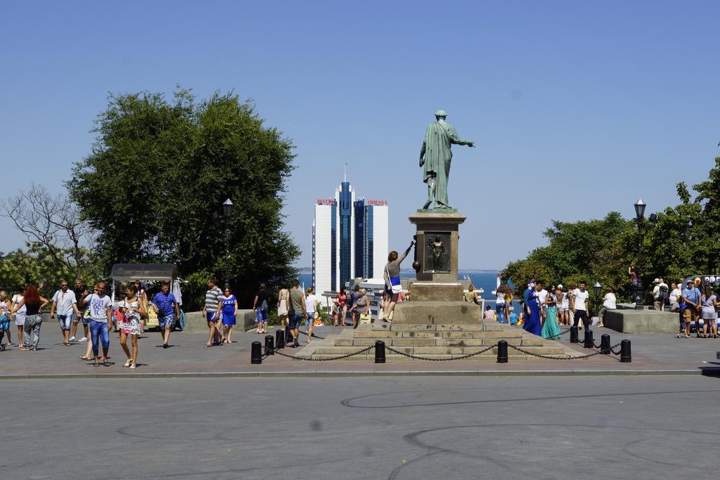 Shestaya Zhemchuzhina Odessa Exteriör bild